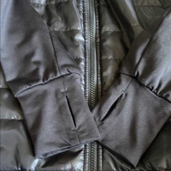 Run Disney Full-Zip Jacket - Picture 7 of 11